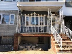 Pre-foreclosure in  VAN REYPEN ST Jersey City, NJ 07306
