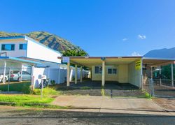 Pre-foreclosure in  KEPUE ST Waianae, HI 96792