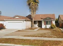 Pre-foreclosure in  E LYELL AVE Fresno, CA 93727