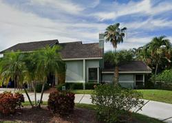 Pre-foreclosure in  LAKEVIEW DR Delray Beach, FL 33445