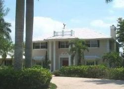 Pre-foreclosure in  ESTATE DR West Palm Beach, FL 33411