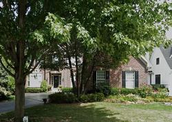 Pre-foreclosure Listing in WARREN TER HINSDALE, IL 60521