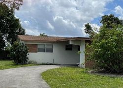 Pre-foreclosure in  NW 6TH ST Fort Lauderdale, FL 33311