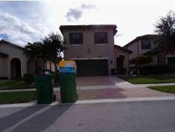 Pre-foreclosure in  NW 48TH LN Fort Lauderdale, FL 33319