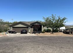 Pre-foreclosure in  S GRAY BAR DR Cottonwood, AZ 86326