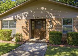 Pre-foreclosure in  HILLWOOD DR SW Decatur, AL 35601