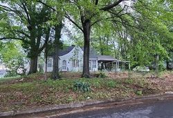 Pre-foreclosure in  S CEDAR ST Florence, AL 35630