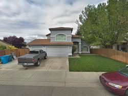 Pre-foreclosure in  MANNING WAY Dixon, CA 95620