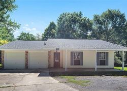 Pre-foreclosure in  PUMPKIN CENTER RD Hammond, LA 70403