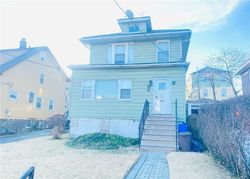 Pre-foreclosure in  S 6TH AVE Mount Vernon, NY 10550
