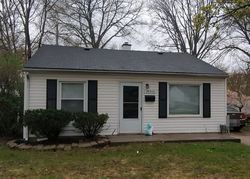 Pre-foreclosure in  RICHARD ST Wayne, MI 48184