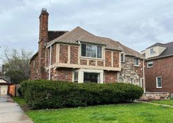 Pre-foreclosure in  FAIRFIELD ST Detroit, MI 48221