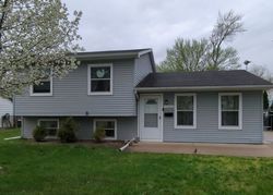 Pre-foreclosure in  WOODMONT ST Romulus, MI 48174