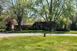 Pre-foreclosure in  SAINT JAMES DR West Bloomfield, MI 48322