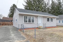 Pre-foreclosure in  MELVILLE ST Springfield, MA 01104