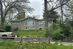 Pre-foreclosure Listing in GARDNER RD FOX RIVER GROVE, IL 60021