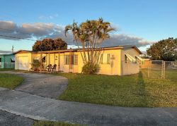 Pre-foreclosure in  SW 104TH PL Miami, FL 33176