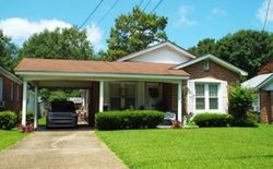 Pre-foreclosure in  S 11TH AVE Hattiesburg, MS 39401