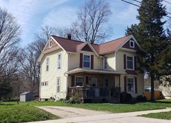 Pre-foreclosure in  S LINCOLN ST Charlotte, MI 48813