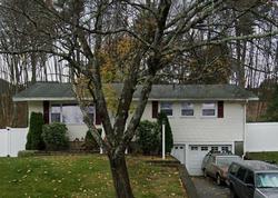 Pre-foreclosure Listing in FORT MEADOW DR HUDSON, MA 01749