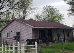 Pre-foreclosure in  GARDENDALE AVE Dayton, OH 45417