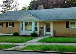 Pre-foreclosure in  ROGER WHITE DR New Haven, CT 06511