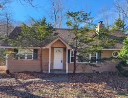 Pre-foreclosure in  BREAKNECK RD Highland Lakes, NJ 07422