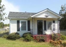 Pre-foreclosure in  SPRINGS ST Gastonia, NC 28056
