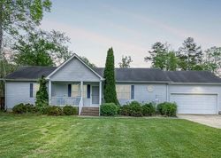 Pre-foreclosure Listing in ROWLAND CREEK RD MOYOCK, NC 27958