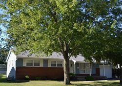 Pre-foreclosure in  ROSEWOOD AVE Findlay, OH 45840