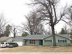 Pre-foreclosure in  FONDULAC ST Muskogee, OK 74401