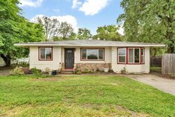 Pre-foreclosure in  HUNGRY HOLLOW RD Lincoln, CA 95648