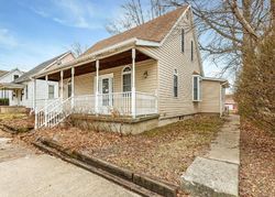 Pre-foreclosure in  HECKER ST Belleville, IL 62221