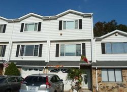 Pre-foreclosure in  CARLYLE GRN Staten Island, NY 10312