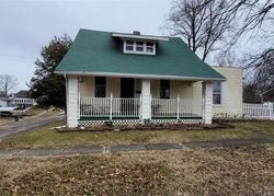 Pre-foreclosure in  S JACKSON ST New Athens, IL 62264