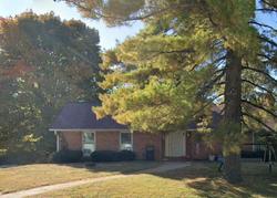  Montclair Dr, Fairview Heights IL