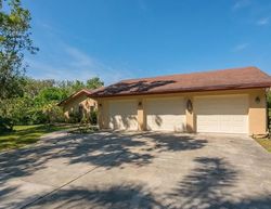 Pre-foreclosure in  HADFIELD DR Sarasota, FL 34235