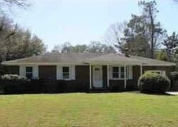 Pre-foreclosure in  HAMPSHIRE RD Charleston, SC 29412