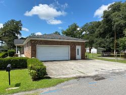 Pre-foreclosure in  N MAPLE ST Summerville, SC 29483