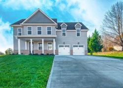 Pre-foreclosure in  SILVER THORNE DR Wellford, SC 29385