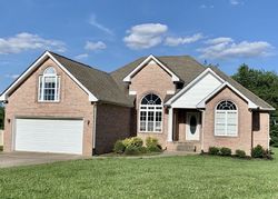 Pre-foreclosure in  EMMA DR Portland, TN 37148