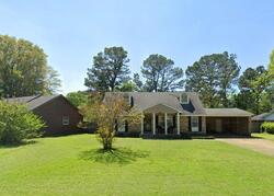Pre-foreclosure in  TAMMY LN Memphis, TN 38116