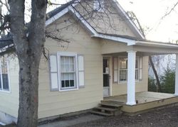 Pre-foreclosure in  MAPLE ST Shelbyville, TN 37160