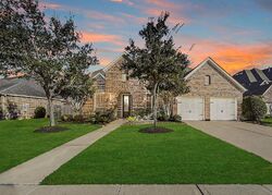 Pre-foreclosure in  TWIN RIVERS LN Sugar Land, TX 77479
