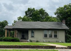 Pre-foreclosure Listing in ELMWOOD AVE CORSICANA, TX 75110
