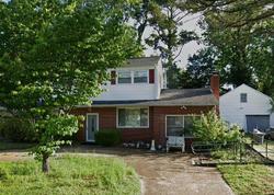 Pre-foreclosure in  BONAIRE DR Hampton, VA 23669