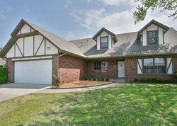 Pre-foreclosure in  S 99TH EAST AVE Tulsa, OK 74129