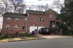 Pre-foreclosure in  11TH ST S Arlington, VA 22204