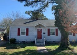 Pre-foreclosure in  E PEMBROKE AVE Hampton, VA 23664