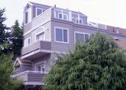 Pre-foreclosure in  N 77TH ST Seattle, WA 98103